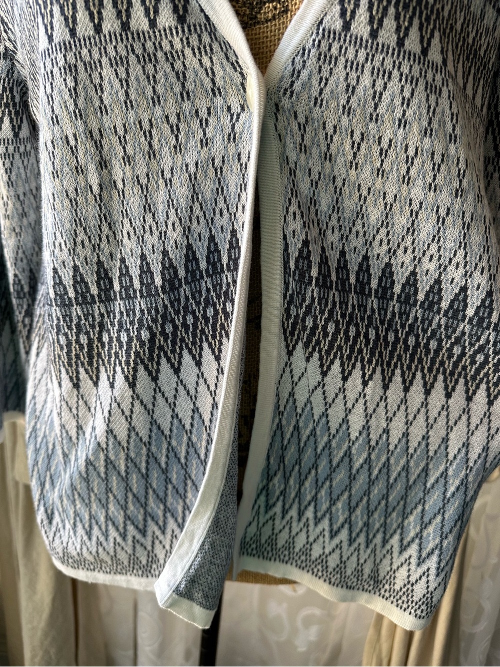 Pendleton Aztec Pattern Single Button Closure Cardigan Linen/Cotton - Picture 4 of 10